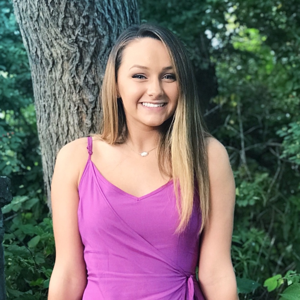 Meet your Posher, Alyssa